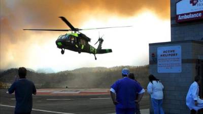 Las equipos de rescate, que están trabajando ya sobre la zona, recibieron una llamada de asistencia a las 23.38 hora local del jueves. EFE