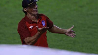 El entrenador del Olimpia no se mordió la lengua al hablar sobre el castigo al Olimpia.