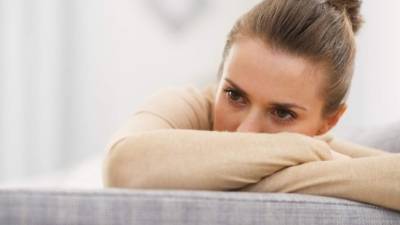 Tome las medidas de prevención para el combate de la enfermedad, pero no se deprima, eso solo le hará daño a usted y a su familia.