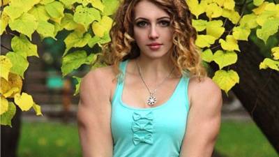 Julia Vins es una fisicoculturista rusa de 18 años.