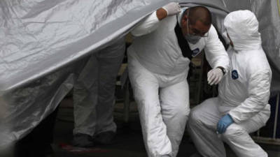 Forenses argentinos investigan desde agosto de 2012 la identidad de los cadáveres.