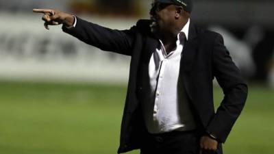 Hernán Medford espera pasar a la siguiente fase de la Concachampions.