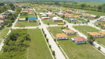 La residencial Jardines de la Perla, ubicada en la salida sur de la ciudad, se está poblando rápidamente.