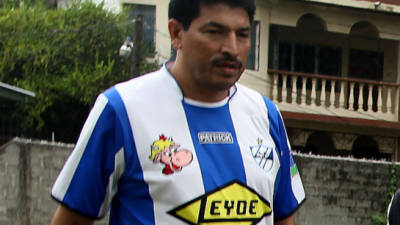 Carlos Martínez, espera la contratación de más jugadores para su equipo.