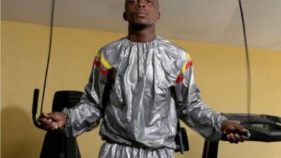 La preparación del “Escorpión” Ruiz ha sido intensa. El pesaje será este viernes al mediodía en el campo Agas. Duras jornadas de trabajo físico enfrenta el campeón.