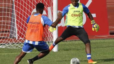 Luis Buba López estará en la portería.