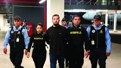 <b>Edwin Martínez Díaz fue extraditado de España el miércoles y la noche de ese día llegó a Honduras bajo custodia policial.</b>