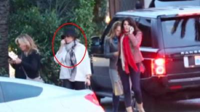 Angélica Rivera fue captada con varias de sus amigas en Beverly Hills, California.
