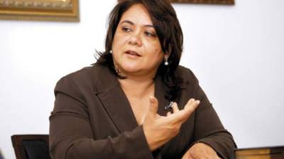 A juicio de Gabriela Núñez, los dirigentes del partido y los diputados tienen madurez política para dialogar.