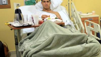 Gerson Rodas después de la operación.