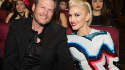 Gwen Stefani y su actual novio Blake Shelton.