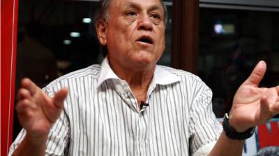 Chelato sostiene que Suárez debe reforzar a la Bicolor para el Mundial.