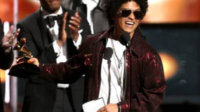 Bruno Mars fue sin duda, el rey de los Grammy 2018. Foto.Twitter