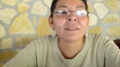 La bióloga Nora López era encargada del proyecto de reproducción de la guacamaya roja, en el Parque Ecoturístico Aluxes.