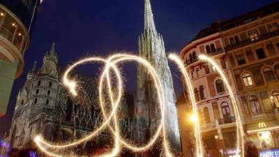 Vista de la plaza de San Esteban en Viena, en cuyas inmediaciones se ha producido hoy un tiroteo y ha muerto una persona. EFE