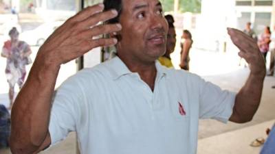 Daniel Lara no tiene heridas graves.