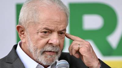 Lula da Silva se pronunció sobre la destitución de Castillo tras un fallido golpe de Estado en Perú.