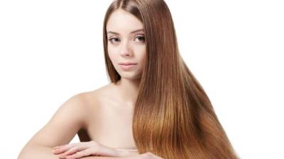 Una vez a la semana aplíquese una mascarilla para devolverle el brillo al cabello.