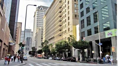En el centro de Los Angeles se han creado nuevos complejos comerciales, turísticos y residenciales.