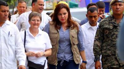 La primera dama Ana García, el alcalde Armando Calidonio y otras autoridades encabezaron el evento del CAMR.