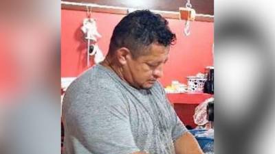 El ataque armado contra Antonio Rodríguez ocurrió en la colonia Henry Suazo; las autoridades investigan para identificar a los responsables.