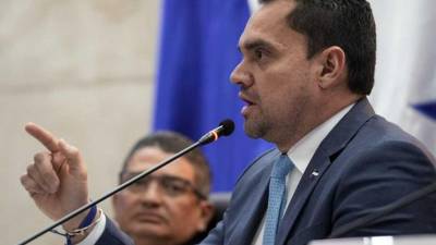 Tomás Zambrano salió al paso tras los cuestionamientos del expresidente Manuel Zelaya Rosales por su gestión al frente del Congreso Nacional.