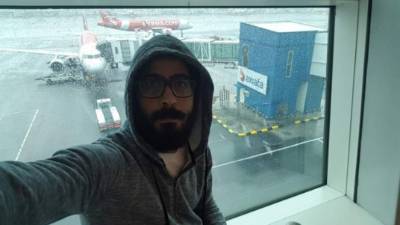 Llegó a Malasia en el 2017, pero su permiso de estadía se venció. Intentó viajar a Camboya, pero se lo impidieron y luego sucedió lo mismo cuando quiso ir hacia Ecuador.