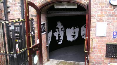 Entrada del Museo de The Beatles.
