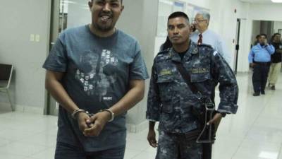 Wilfredo López tiene dos acusaciones por crímenes.