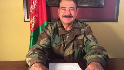 En Facebook y Youtube el padre de Omar Mateen aparece dando órdenes y discursos.