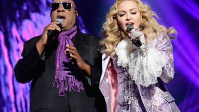 Stevie Wonder y Madonna en el homenaje a Prince. GettyImage