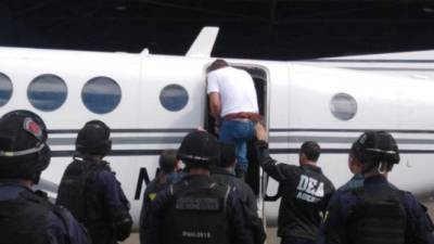 Honduras extraditó este martes al connacional Arístides Díaz Díaz quien fue remitido a la Agencia Federal de los EEUU por tener una orden de extradición emitida por la Corte Distrital de Virginia.