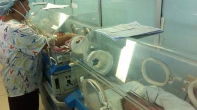 El hospital registra muertes maternas y neonatales todas las semanas, la mayoría son referidas de otros centros.