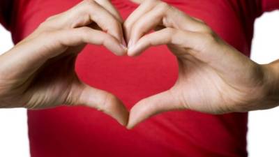 Los males cardiacos a partir de los 50 años son iguales entre mujeres y hombres.
