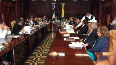 Las autoridades municipales de San Pedro Sula sesionaron esta mañana y se informó sobre la situación de la ampliación del segundo anillo.