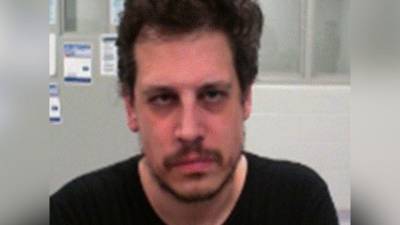 Según ICE, Yiannopoulos ingresó legalmente a Estados Unidos el 14 de mayo de 2019, a través de la ciudad de Nueva York.