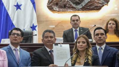 LA PRENSA consultó a algunos miembros de la comisión, quienes, bajo condición de anonimato, confirmaron que el asedio es generalizado