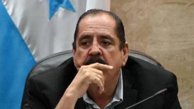 Carlos Zelaya, exdiputado y exsecretario del Congreso Nacional de Honduras, se encuentra fuera de Honduras recibiendo un tratamiento intensivo contra una terrible enfermedad, reveló una fuente a Diario LA PRENSA.