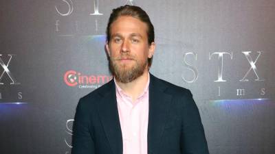 El actor Charlie Hunnam.