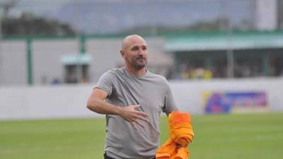 Julio ‘Palomo‘ Rodríguez, durante el partido contra el Génesis en Comayagua.