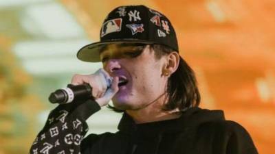 El cantante Peso Pluma.