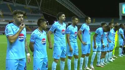 Román Rubilio Castillo celebrando su gol de penal contra el Herediano.