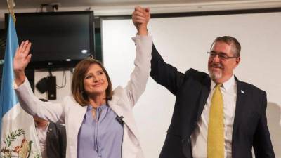 Tribunal Supremo Electoral suspendió la personalidad jurídica al partido Semilla del Presidente electo Bernardo Arévalo.