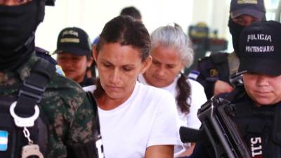 <b>Petronila Laínez y Alba Elvir</b>, señaladas por las autoridades como presuntas autoras intelectuales del asesinato de la dirigente comunal Karla Vigil.