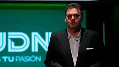 El polémico David Faitelson vuelve a estar en el ojo del huracán y ahora han destapado cuanto gana en Televisa. ¿Cuánto ganaba en ESPN?