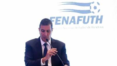 La Federación conjuntamente con la Liga Nacional llegaron a un acuerdo para que la Primera división del balompié hondureño se desarrolle con 12 equipos.