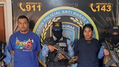 Momentos de la detención de Geovanny Escobar Jiménez, alias “Litter Dauner” y Allison Abigail Miralda Madrid, alias “Aby” en Copán.