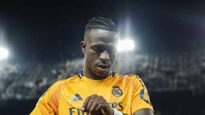 Vinicius dejó con diez al Real Madrid en el duelo ante Valencia.