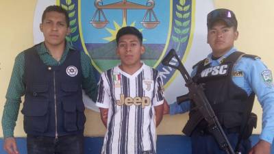 Momentos de la captura del hombre acusado de violación.