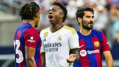 Barcelona y Real Madrid se enfrentan en la jornada 11 de la Liga Española 2023-2024.